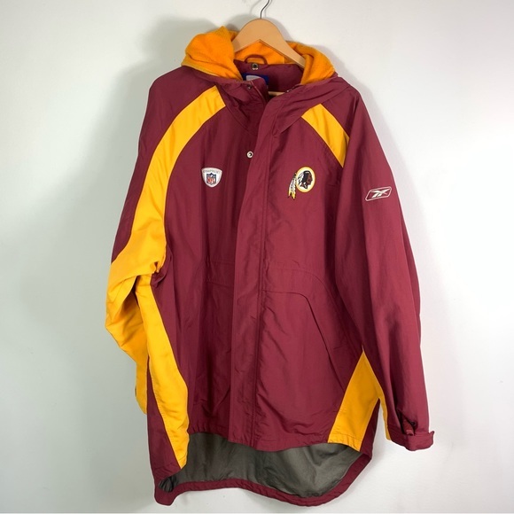 NFL Other - NFL Washington Redskins Windbreaker Jacket Varsity Coat Size Large